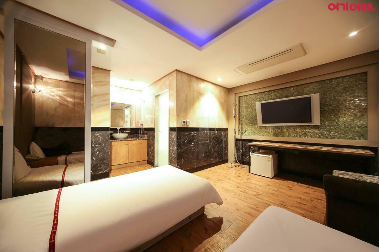 Signature Hotel Seoul Exterior photo